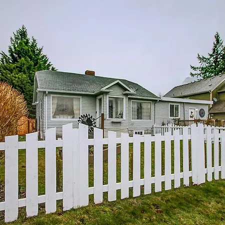 North Bend Downtown Cottage Exterior photo